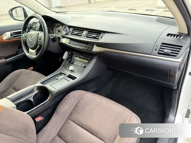 Lexus CT 2021 Белый из Китая, фото 6