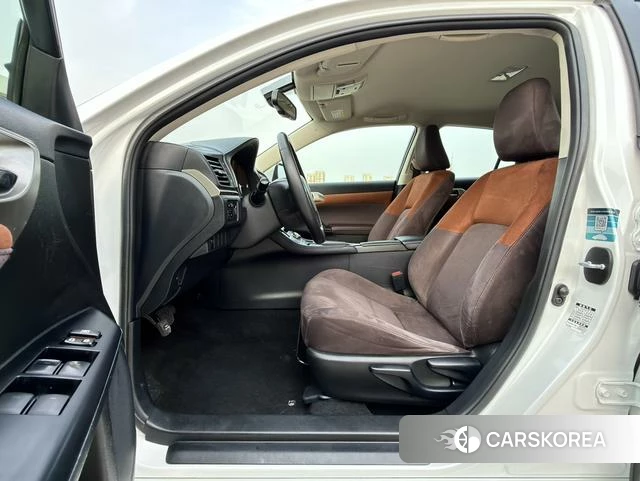 Lexus CT 2021 Белый из Китая, фото 6