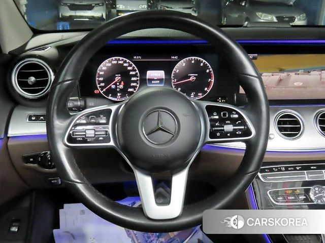 Mercedes-Benz E-Class W213 2020 Белый из Кореи, фото 6