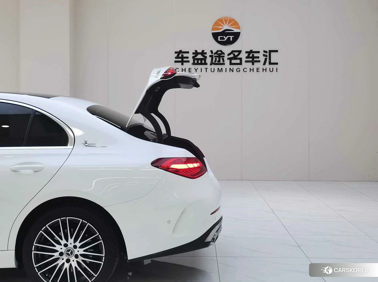 Mercedes-Benz C-class 2023 Белый из Китая, фото 6