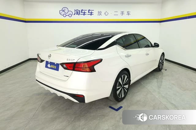 Nissan Altima 2022 Белый из Китая, фото 6