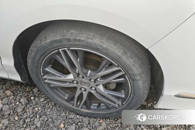 Honda Elysion 2021 Белый из Китая, фото 6