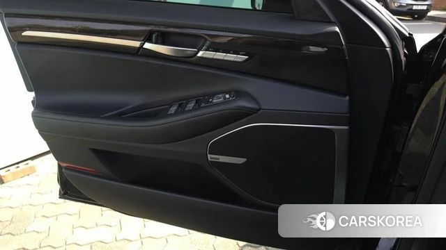 Genesis EQ900 2018 Черный из Кореи, фото 6
