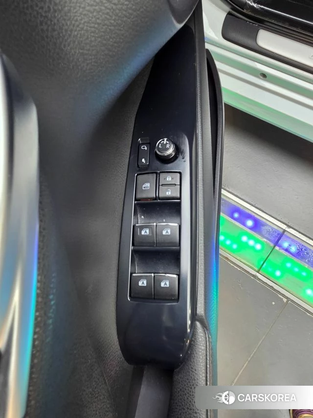 Toyota Camry (XV70) 2019 Белый из Кореи, фото 6