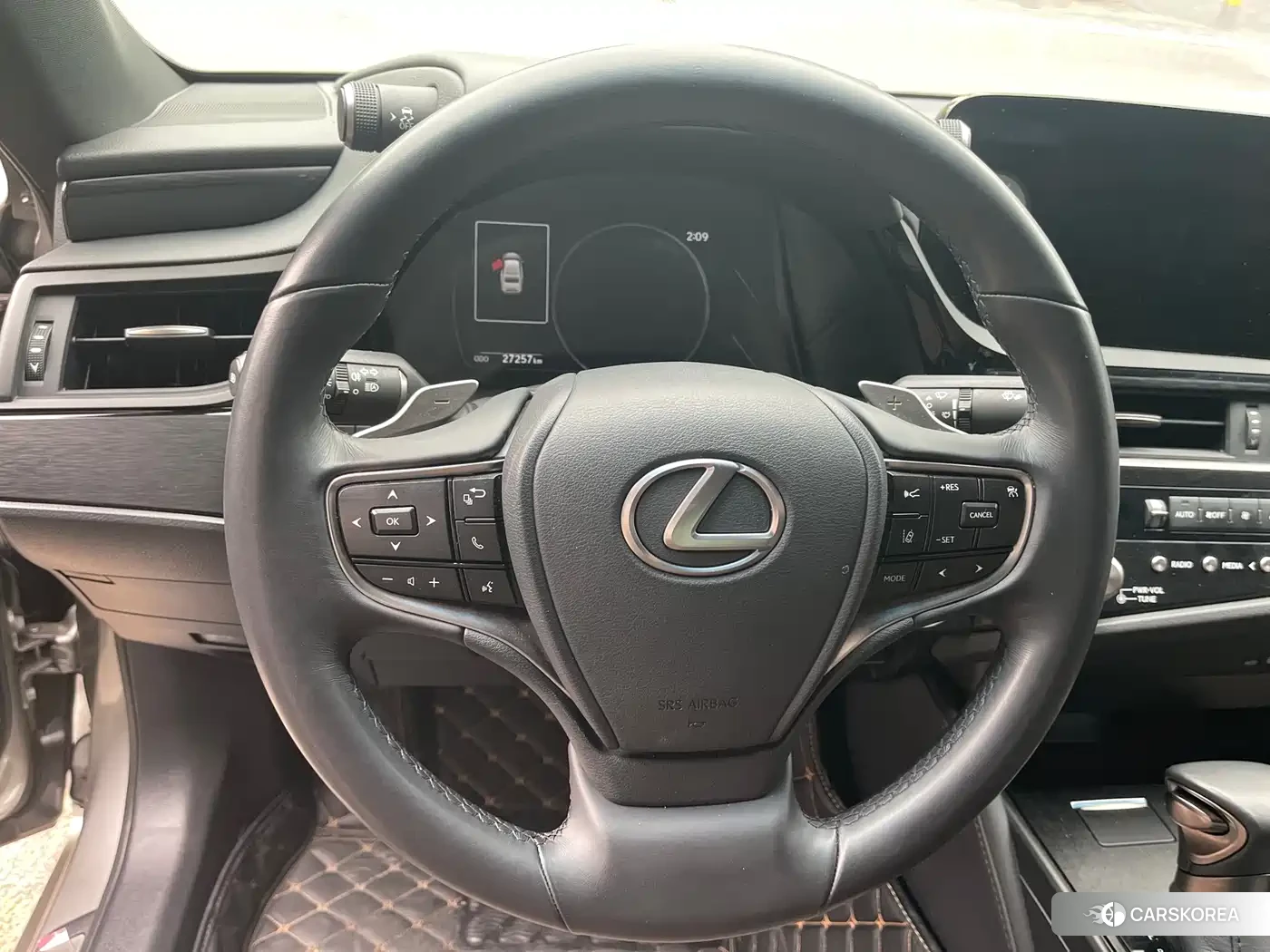 Lexus ES 2023 Silver/gray из Китая, фото 6