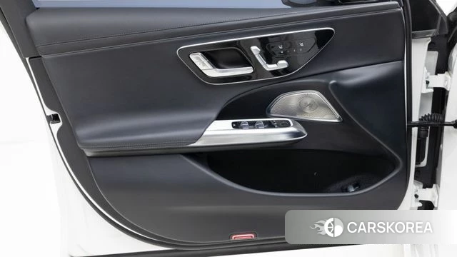 Mercedes-Benz E-Class W214 2025 Белый из Кореи, фото 6