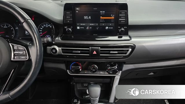 Kia Seltos 2020 Белый из Кореи, фото 6