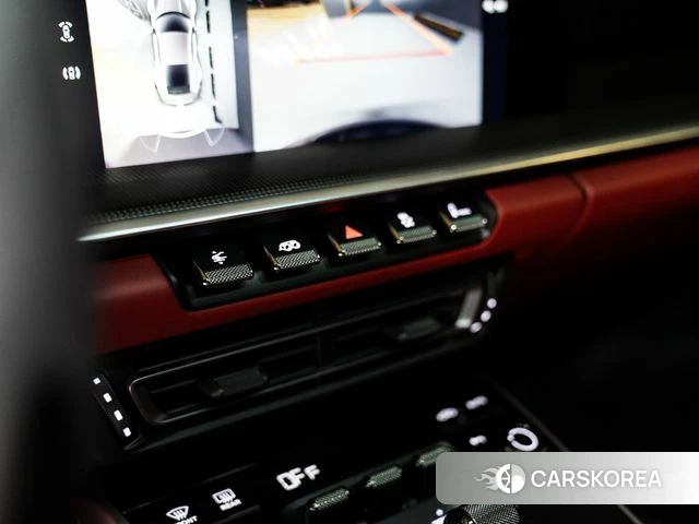 Porsche 911(992) 2024 Черный из Кореи, фото 6