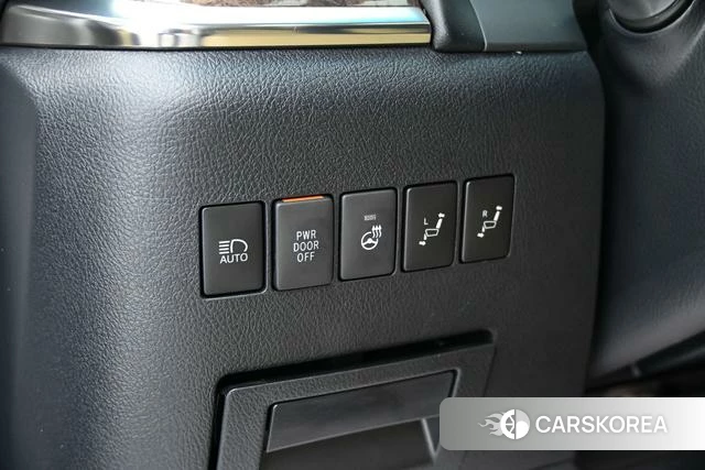 Toyota Alphard 2022 Белый из Китая, фото 6