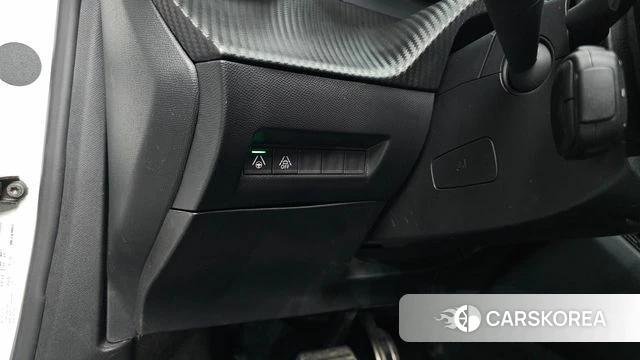 Peugeot 2008 Second generation 2020 Белый из Кореи, фото 6