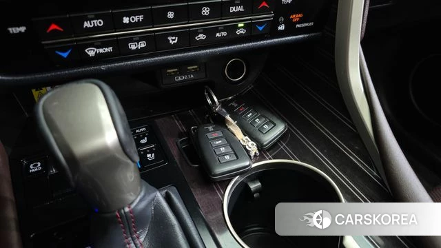 Lexus RX450h 4th generation 2020 Черный из Кореи, фото 6