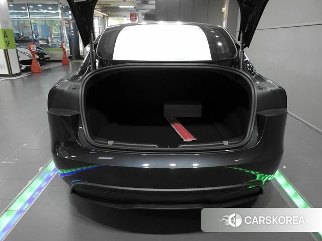 Tesla Model 3 2026 Серый из Кореи, фото 6
