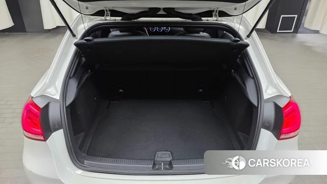 Mercedes-Benz A-Class W177 2020 Белый из Кореи, фото 6