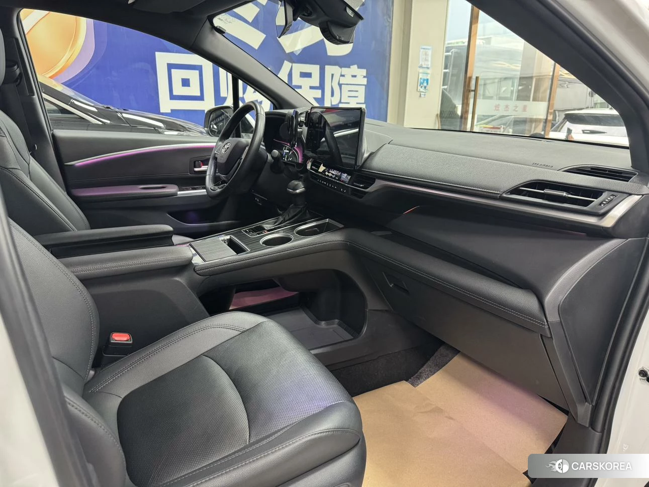 Toyota Sienna 2023 Белый из Китая, фото 6