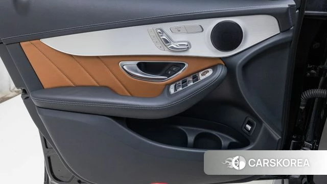 Mercedes-Benz GLC-Class X253 2022 Черный из Кореи, фото 6