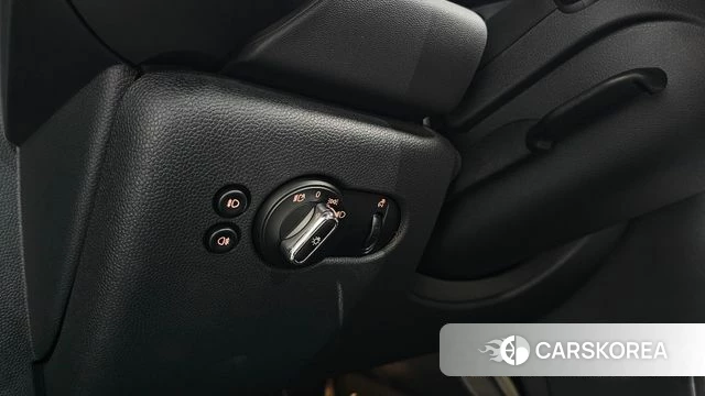 Mini Cooper 2021 Зеленый из Кореи, фото 6