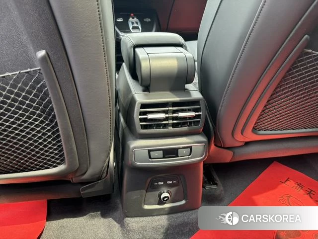 Audi Q4 2024 Зеленый из Китая, фото 6