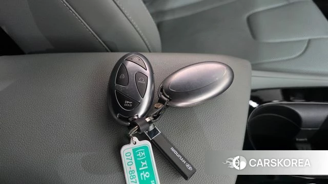 Hyundai The New Avante (CN7) 2024 Белый из Кореи, фото 6