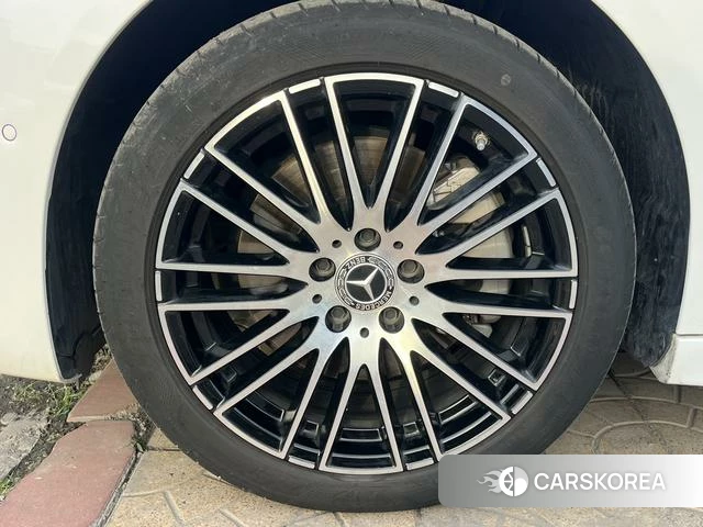 Mercedes-Benz C-class 2024 Белый из Китая, фото 6