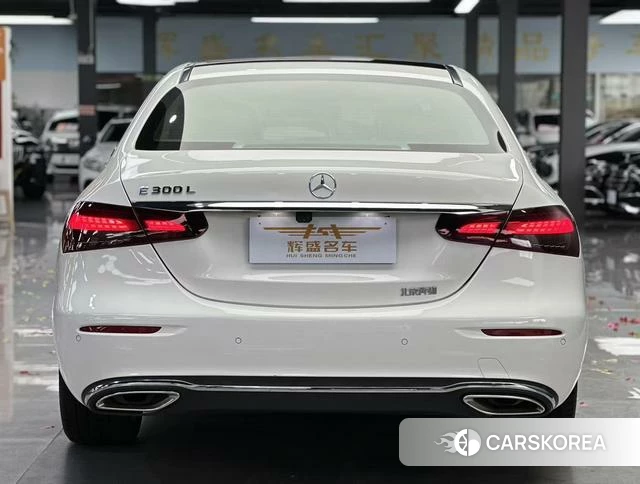 Mercedes-Benz E-Class 2021 Белый из Китая, фото 6