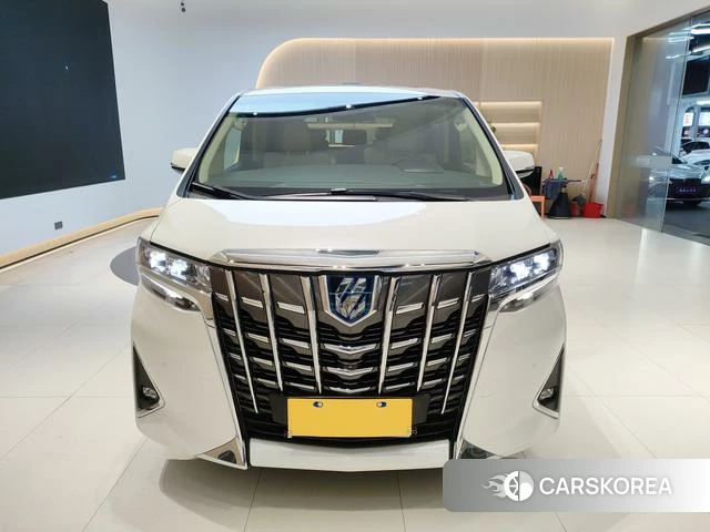 Toyota Alphard 2021 Белый из Китая, фото 6