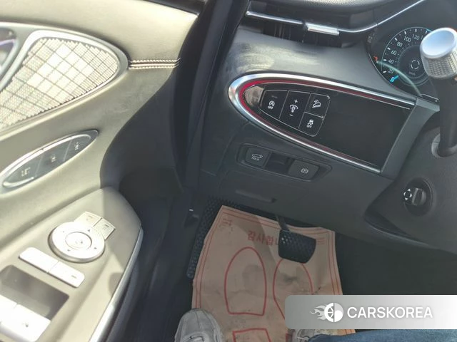 Genesis GV70 2022 Черный из Кореи, фото 6