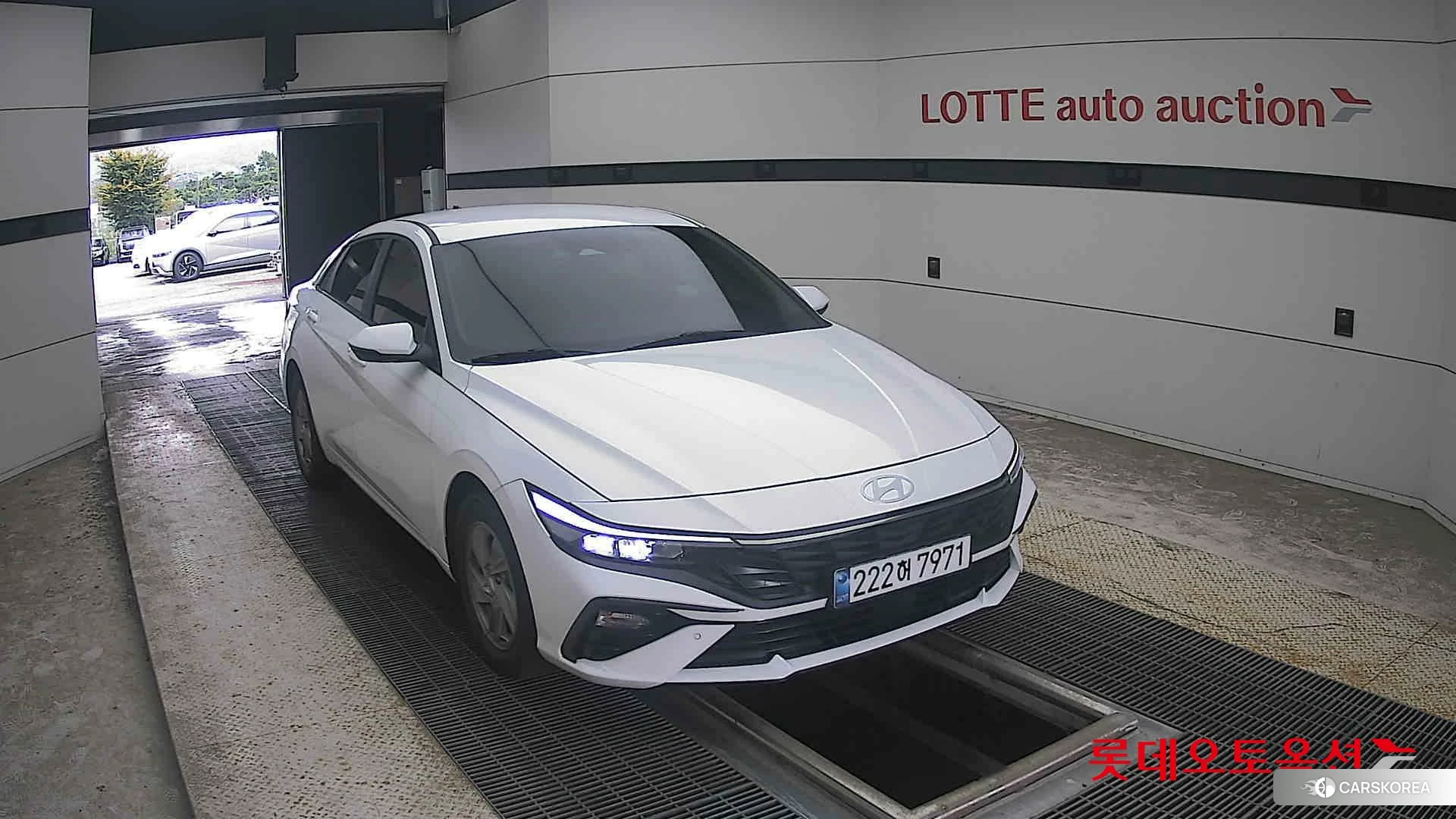 Hyundai Avante 2025 Atlas White из Кореи, фото 6