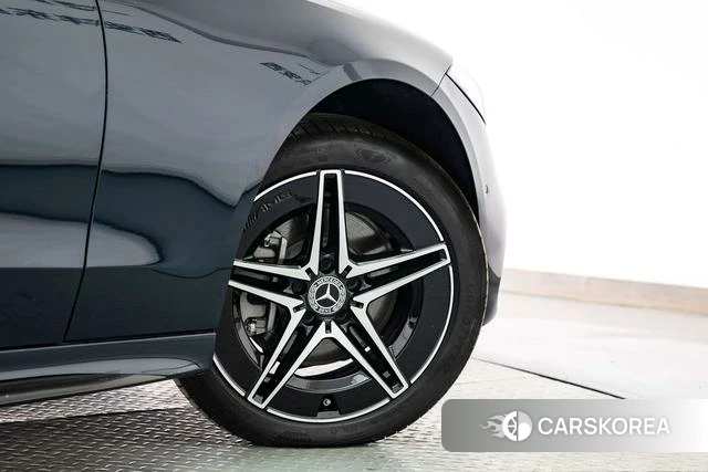 Mercedes-Benz C-class 2025 Черный из Китая, фото 6