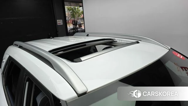 Hyundai Venue 2022 Белый из Кореи, фото 6
