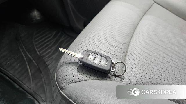 Hyundai The New Grand Starex 2021 Серебряный из Кореи, фото 6