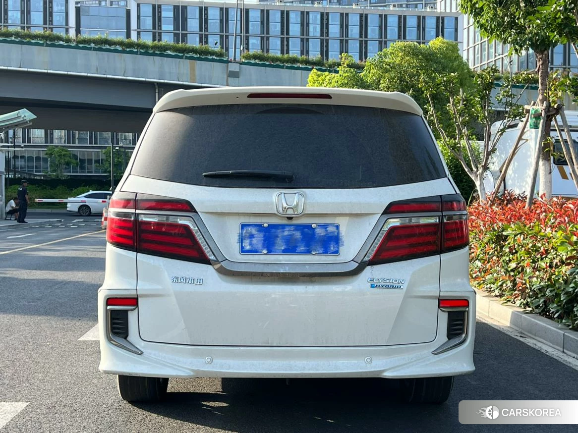 Honda Elysion 2019 Белый из Китая, фото 6