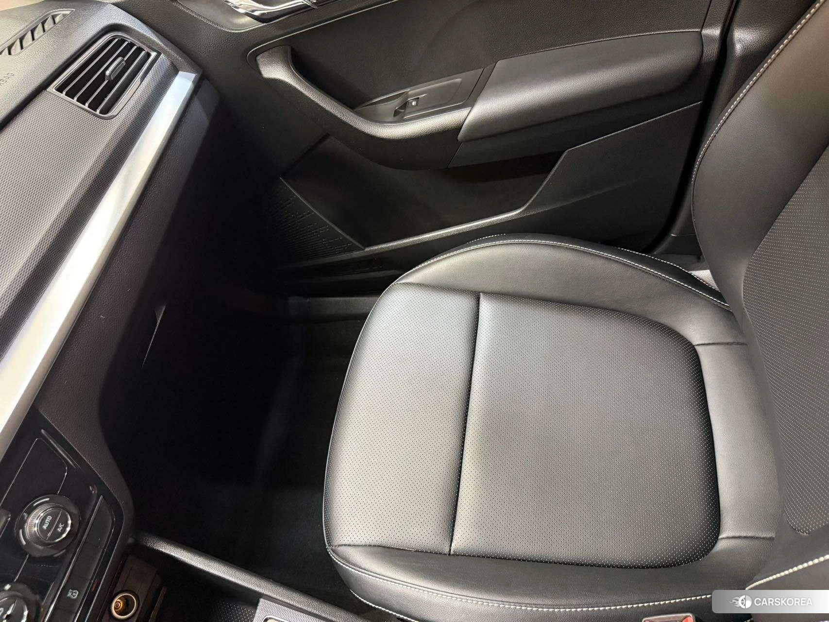 Skoda Kamiq 2022 Белый из Китая, фото 6
