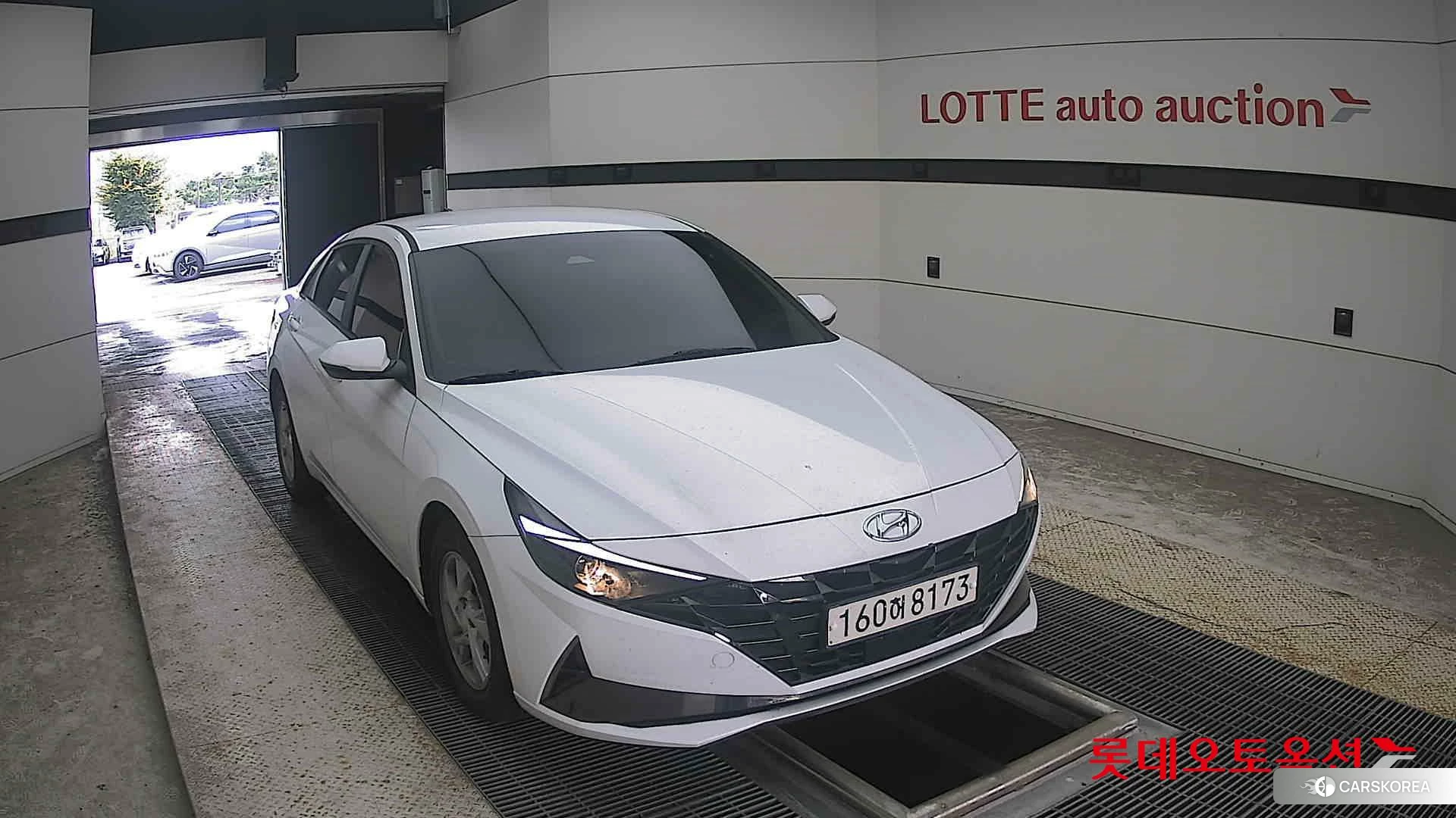 Hyundai Avante 2021 Polar White из Кореи, фото 6