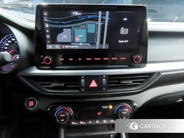 Kia The New K3 2nd generation 2022 Белый из Кореи, фото 6
