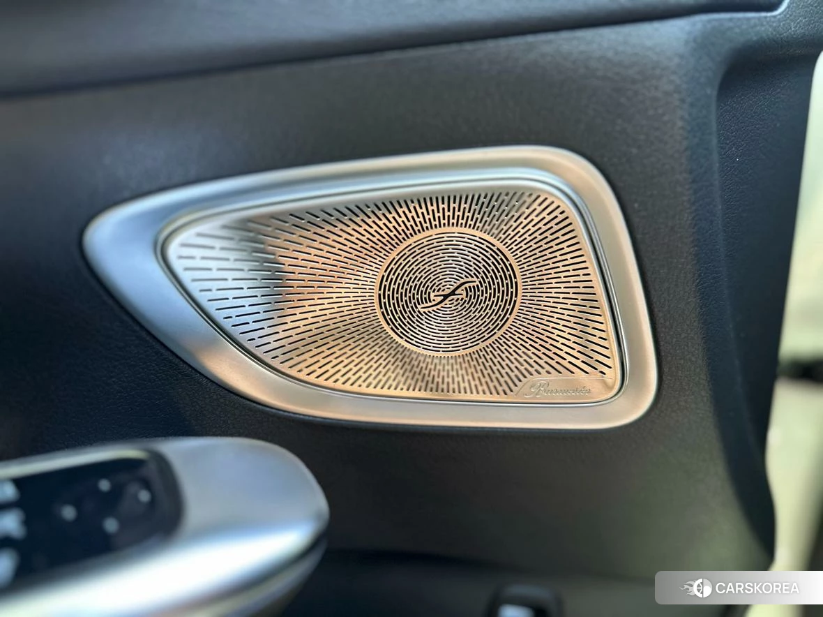 Mercedes-Benz C-class 2023 Белый из Китая, фото 6