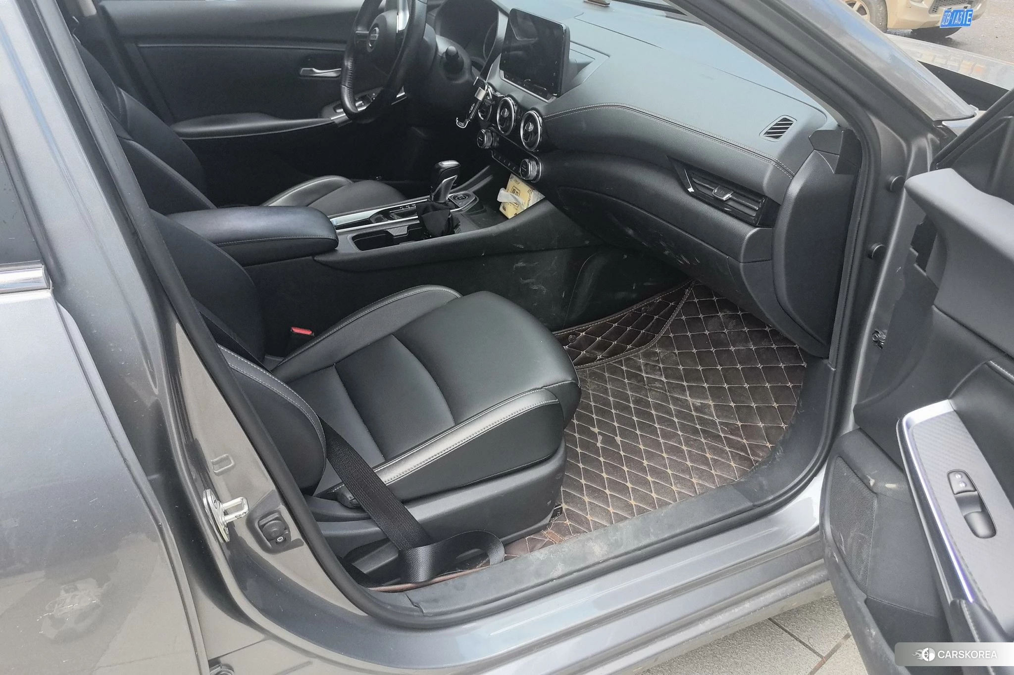 Nissan Sylphy 2020 Серебристо-серый из Китая, фото 6