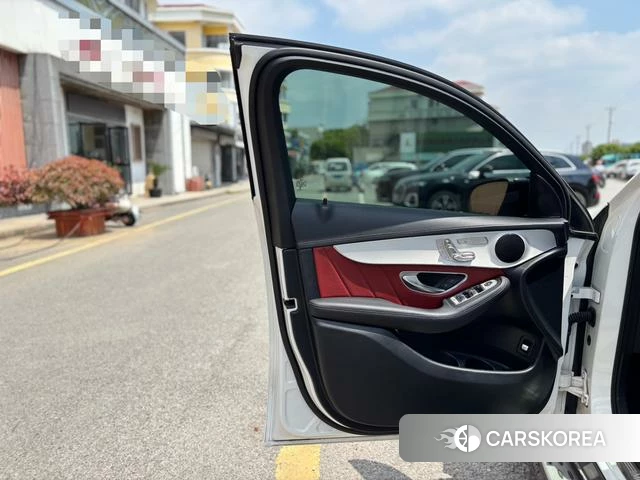 Mercedes-Benz GLC 2021 Белый из Китая, фото 6