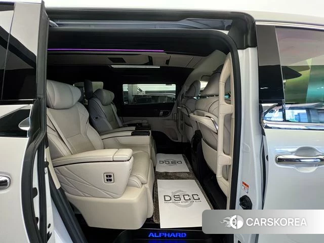 Toyota Alphard 2025 Белый из Китая, фото 6