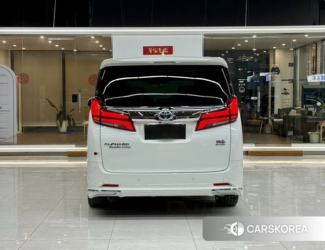 Toyota Alphard 2022 Белый из Китая, фото 6