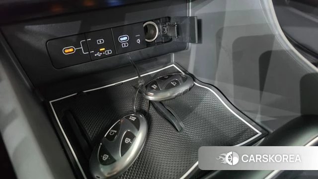 Hyundai Sonata D Edge (DN8) 2024 Серебристо-серый из Кореи, фото 6