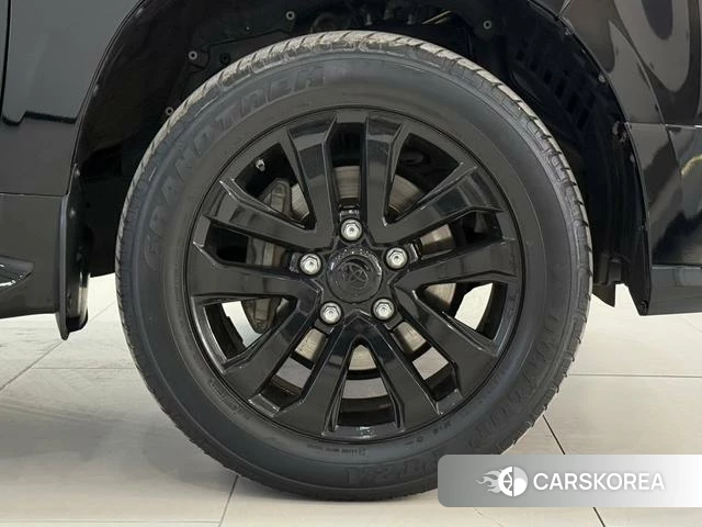 Toyota Land Cruiser 2020 Черный из Китая, фото 6