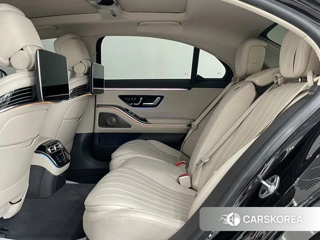 Mercedes-Benz S-Class 2022 Черный из Китая, фото 6
