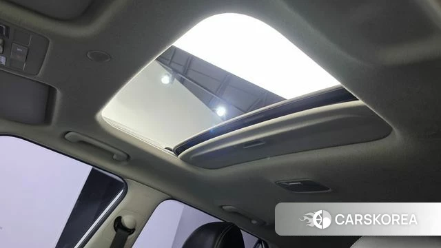 Hyundai Venue 2019 Белый из Кореи, фото 6