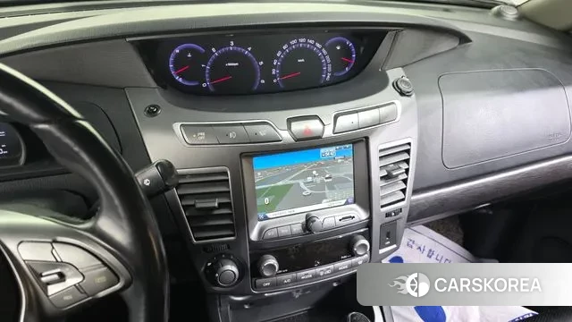 Ssangyong Korando Turismo 2018 Белый из Кореи, фото 6