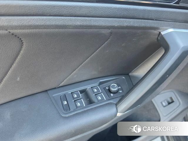 Volkswagen Tiguan second Generation 2018 Серый из Кореи, фото 6