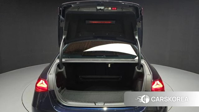 Mercedes-Benz E-Class W214 2024 Синий из Кореи, фото 6