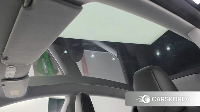 Tesla Model Y 2025 Серый из Кореи, фото 6