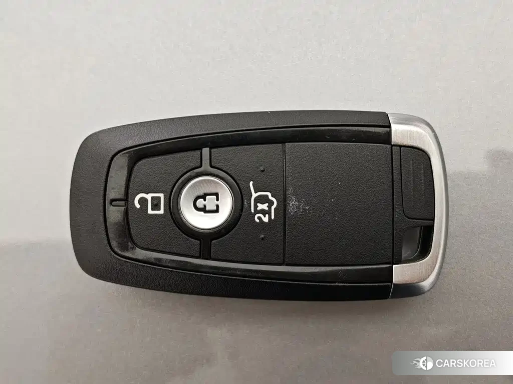 Ford Edge 2023 Silver/gray из Китая, фото 6