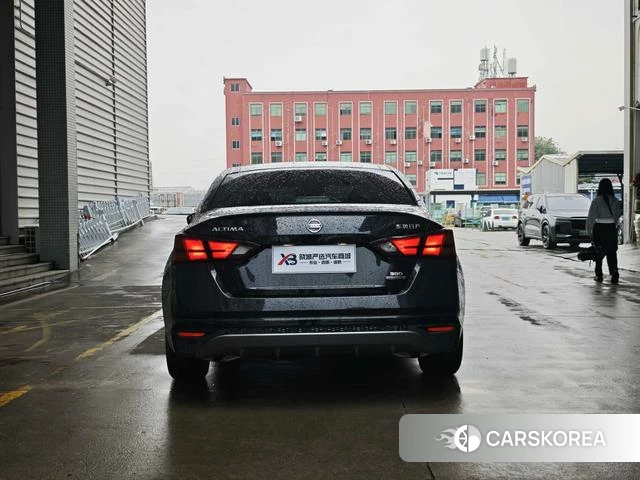 Nissan Altima 2022 Черный из Китая, фото 6