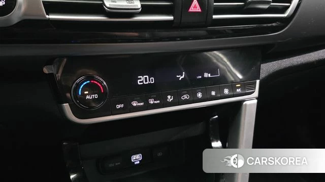 Kia Seltos 2019 Белый из Кореи, фото 6
